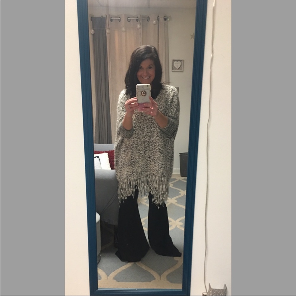 Comfy, Boho~ pull over sweater/tunic - Picture 8 of 8
